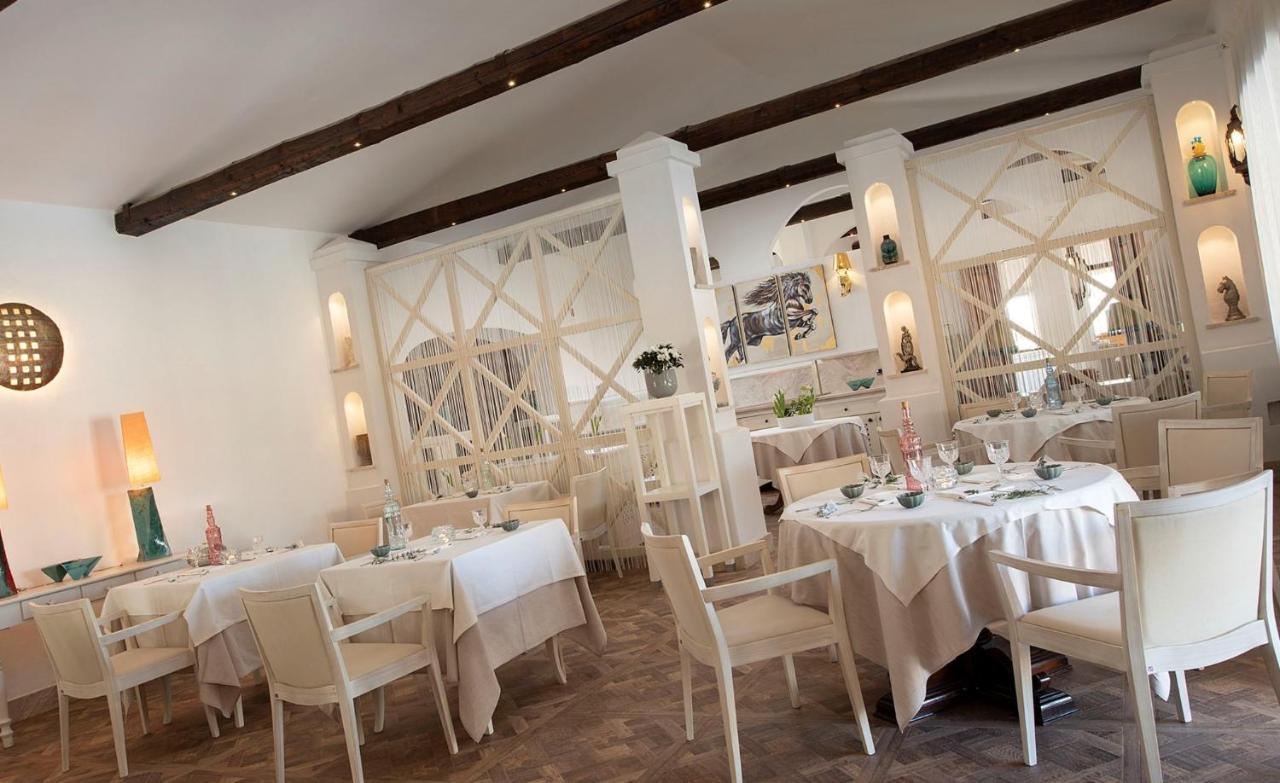 Villa Cavalieri Country Hotel Pula Ngoại thất bức ảnh
