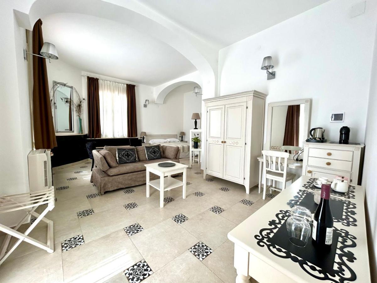 Villa Cavalieri Country Hotel Pula Ngoại thất bức ảnh
