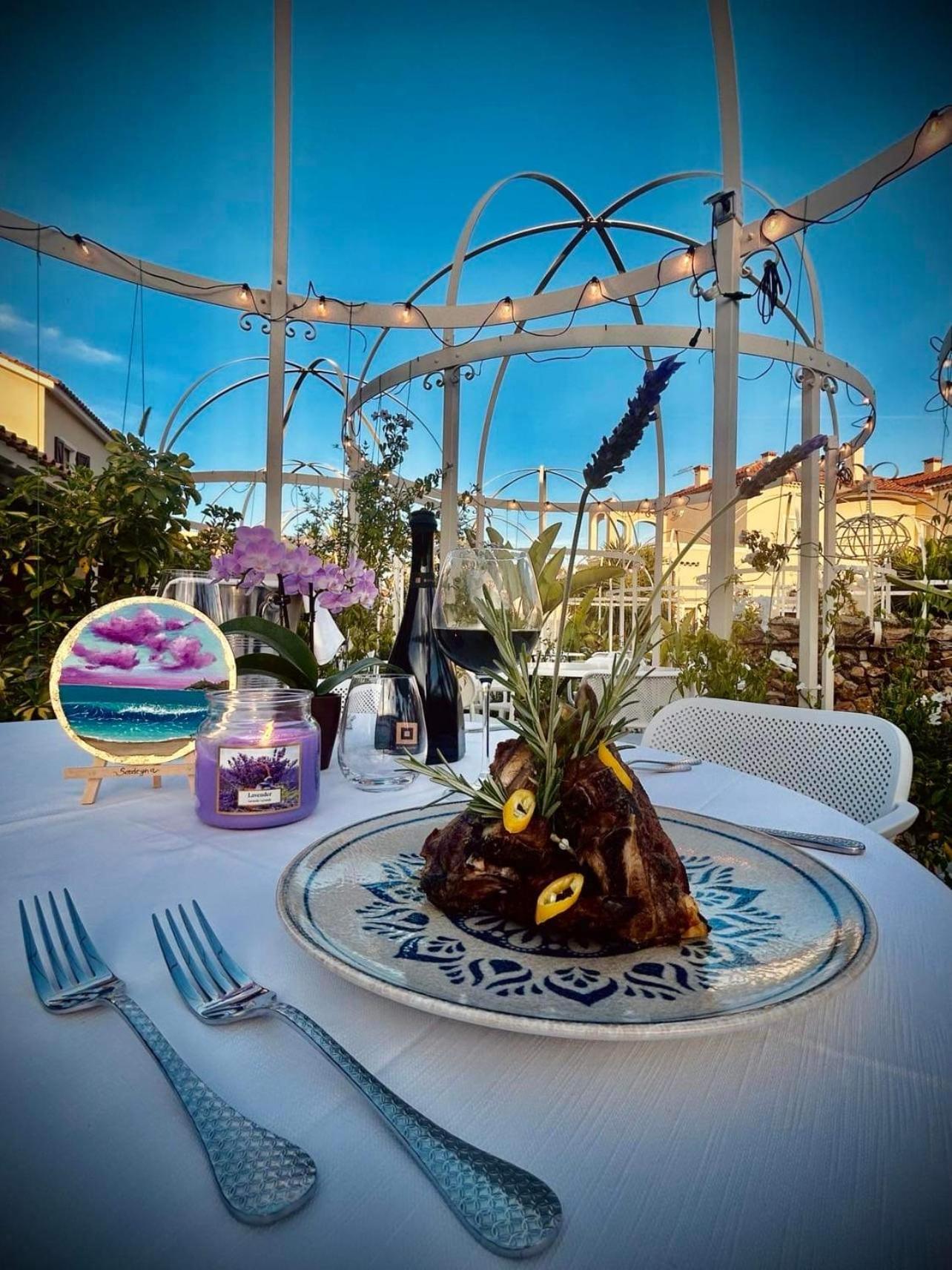 Villa Cavalieri Country Hotel Pula Ngoại thất bức ảnh
